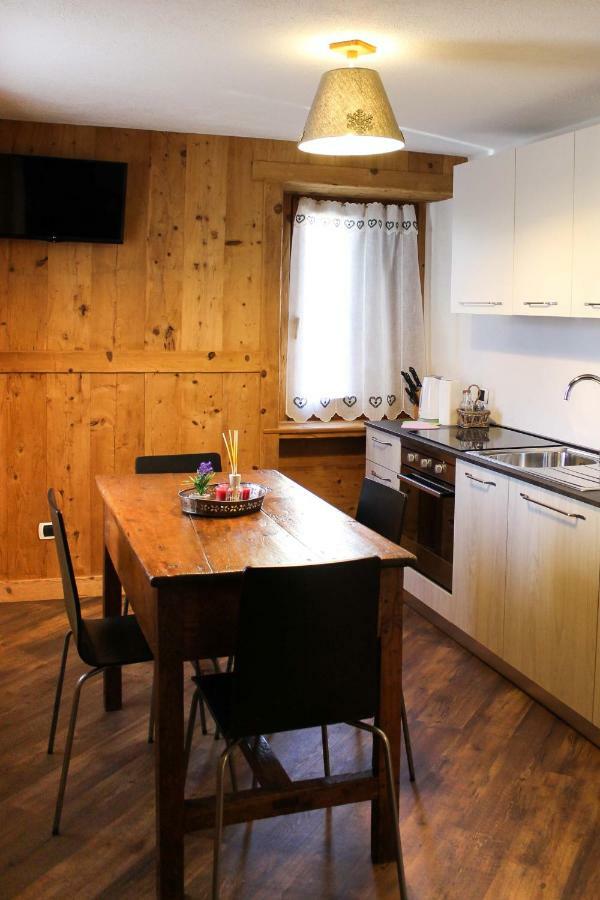 Maison D'Antan Alloggio Ad Uso Turistico Vda Charvensod N 0022 奥斯塔 外观 照片